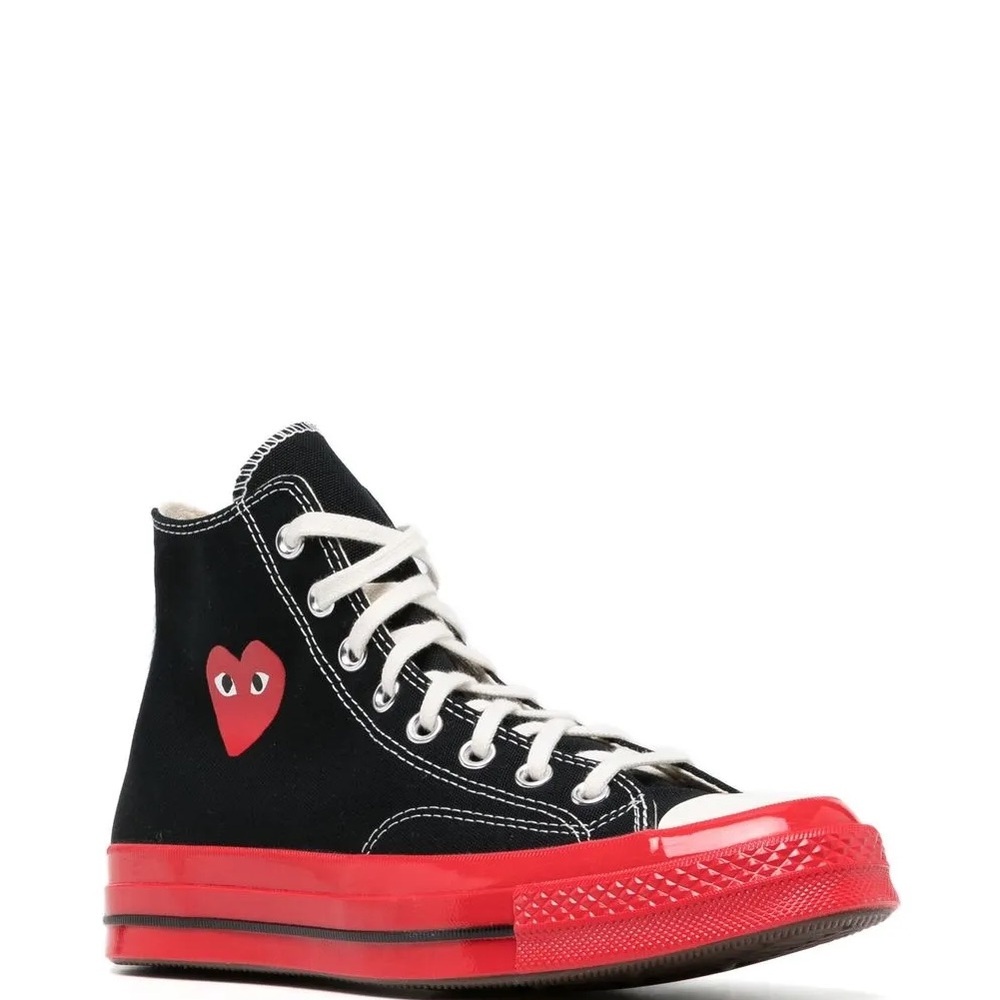 Comme Des Garçons Play x Converse